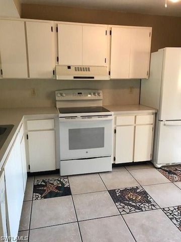 4230 Jack Frost CT 5, Naples, FL 34112