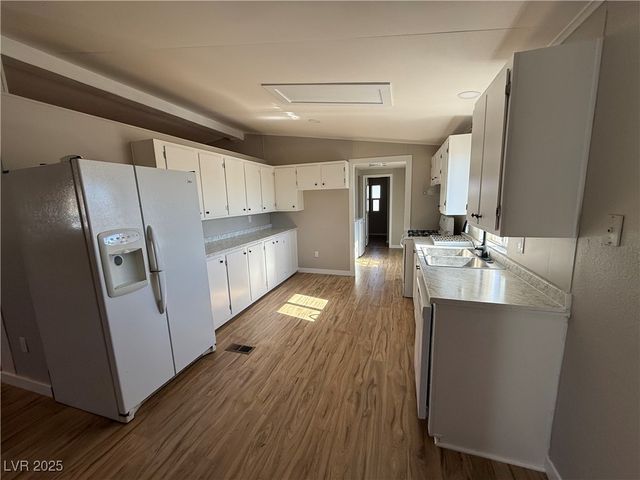 237 East Fairview Lane, Ely, NV 89301