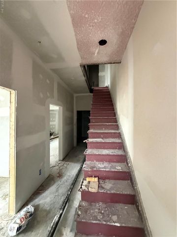 1913 County ST, Portsmouth, VA 23704