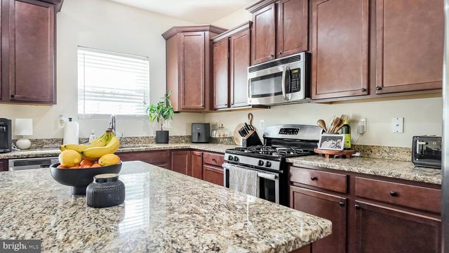 11405 SANDHURST PL, White Plains, MD 20695