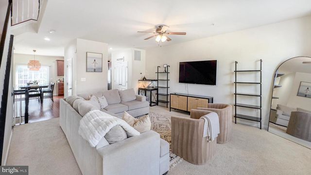 11405 SANDHURST PL, White Plains, MD 20695