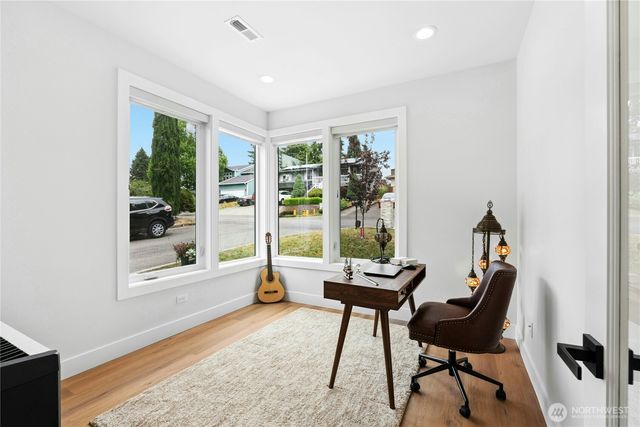 14737 56th Avenue S, Tukwila, WA 98168