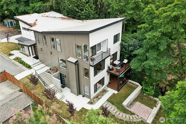 14737 56th Avenue S, Tukwila, WA 98168