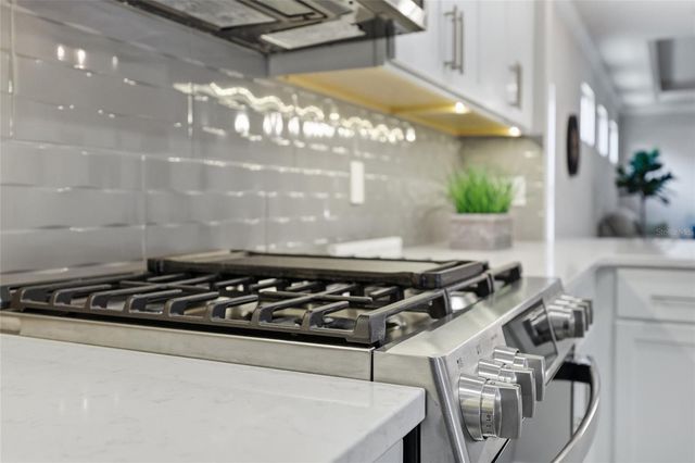 9541 NW 66TH LANE, Gainesville, FL 32608