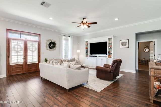3135 Grand Point Highway, Breaux Bridge, LA 70517