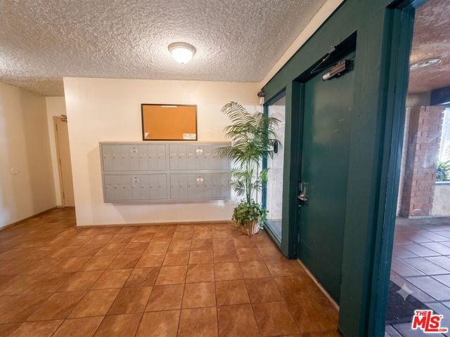 5651 Windsor Way 105, Culver City, CA 90230