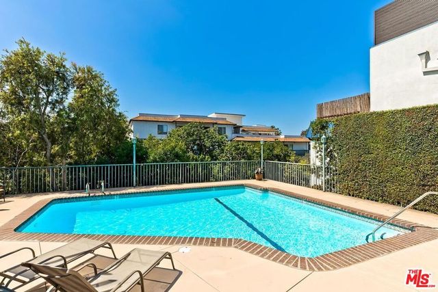 5651 Windsor Way 105, Culver City, CA 90230