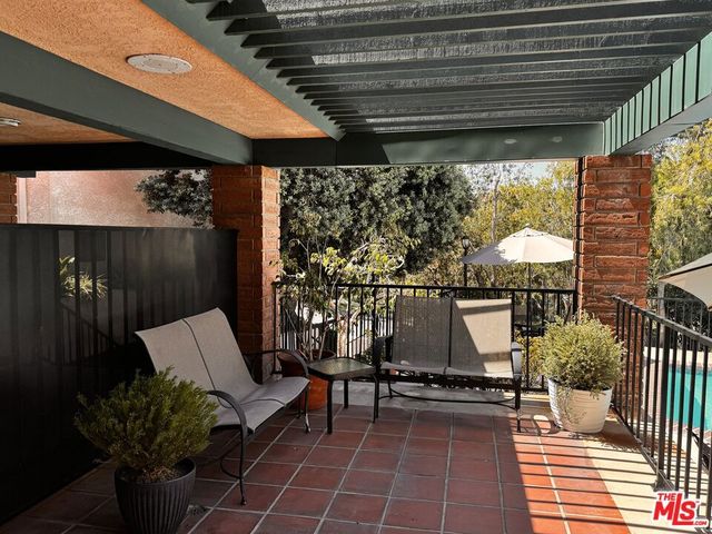 5651 Windsor Way 105, Culver City, CA 90230