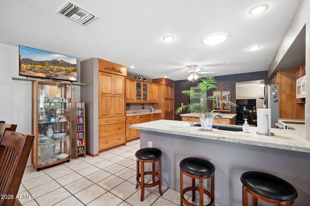 26207 S GLENBURN Drive, Sun Lakes, AZ 85248