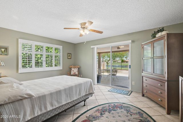 26207 S GLENBURN Drive, Sun Lakes, AZ 85248