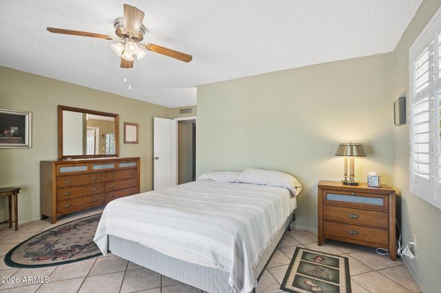 26207 S GLENBURN Drive, Sun Lakes, AZ 85248