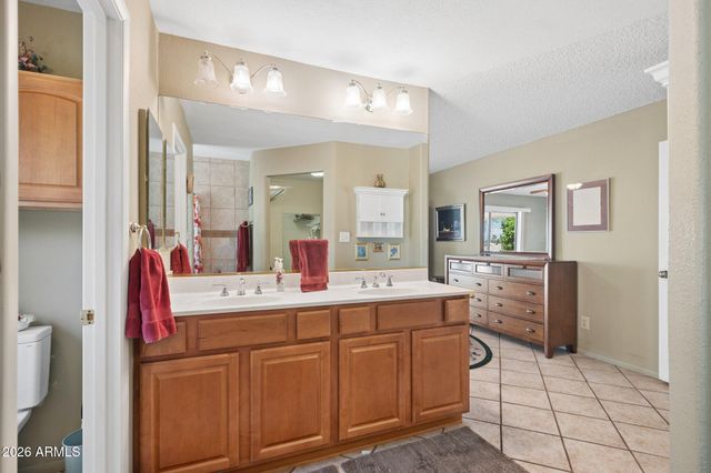 26207 S GLENBURN Drive, Sun Lakes, AZ 85248