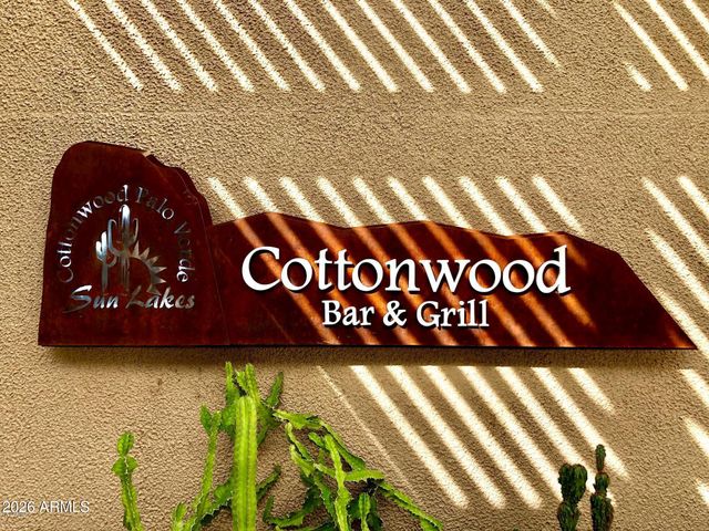 26207 S GLENBURN Drive, Sun Lakes, AZ 85248