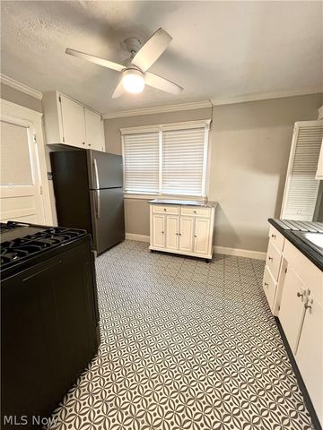 120 Longford Avenue, Elyria, OH 44035