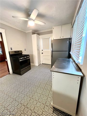 120 Longford Avenue, Elyria, OH 44035