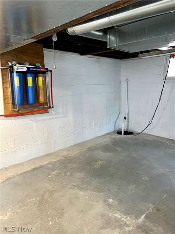 120 Longford Avenue, Elyria, OH 44035