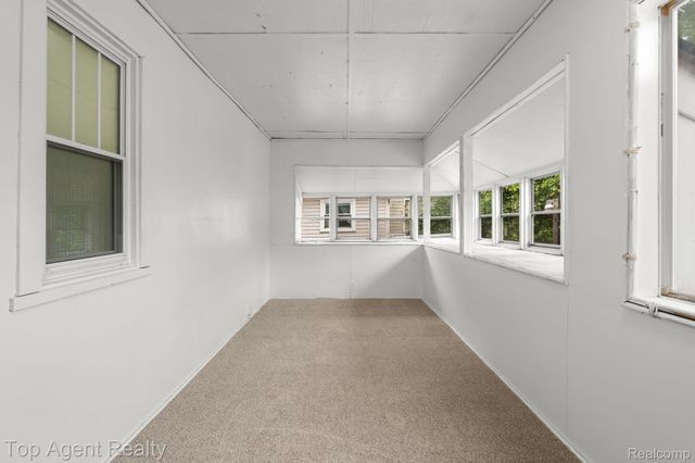 1562 Lafayette Boulevard, Lincoln Park, MI 48146