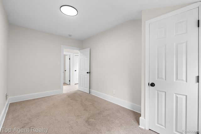 1562 Lafayette Boulevard, Lincoln Park, MI 48146
