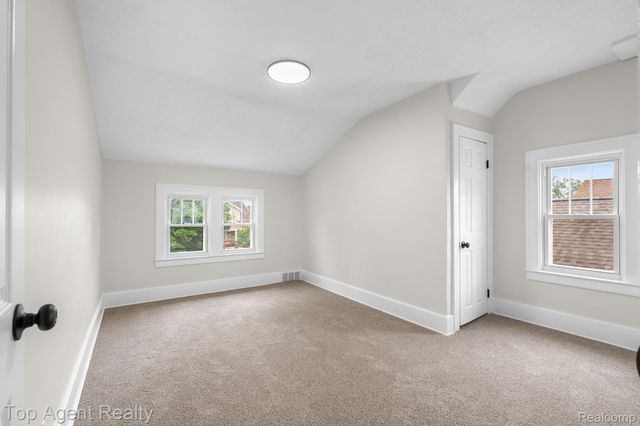 1562 Lafayette Boulevard, Lincoln Park, MI 48146