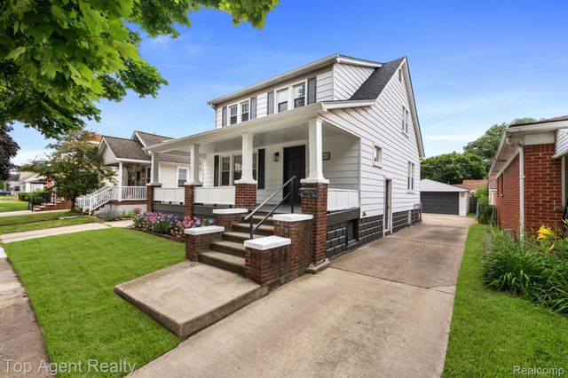 1562 Lafayette Boulevard, Lincoln Park, MI 48146