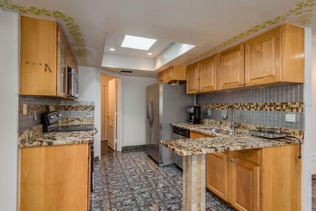 7912 SOARING TRAIL LANE, Tampa, FL 33615