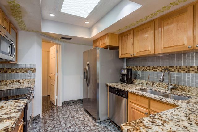 7912 SOARING TRAIL LANE, Tampa, FL 33615