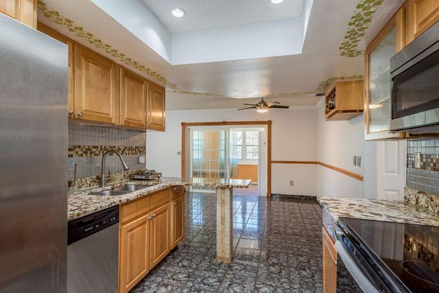 7912 SOARING TRAIL LANE, Tampa, FL 33615