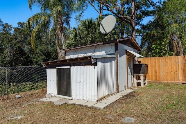 7912 SOARING TRAIL LANE, Tampa, FL 33615