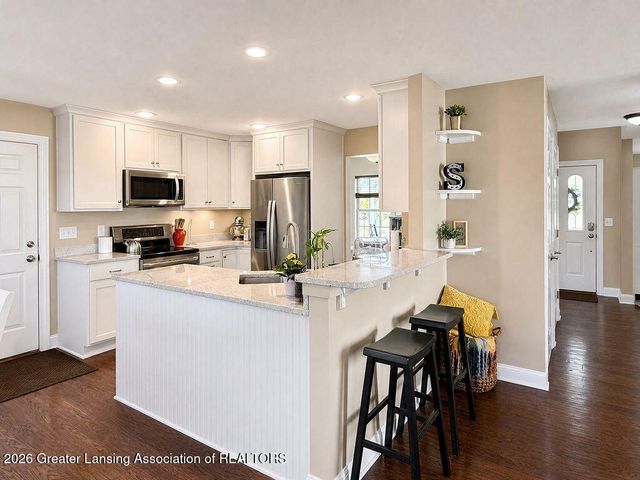 1776 Kahres Road, Holt, MI 48842