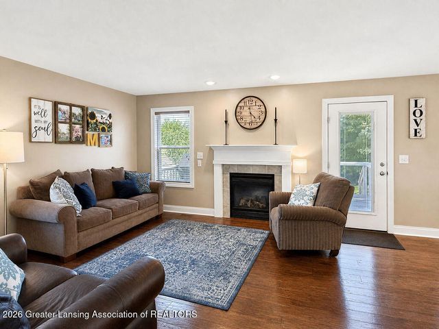 1776 Kahres Road, Holt, MI 48842