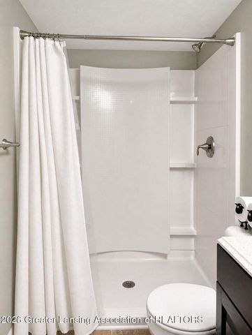1776 Kahres Road, Holt, MI 48842