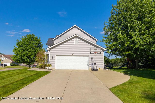 1776 Kahres Road, Holt, MI 48842