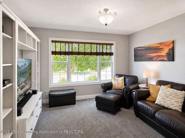 1776 Kahres Road, Holt, MI 48842