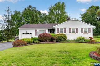 25 Normandy Drive, Wayne, NJ 07470