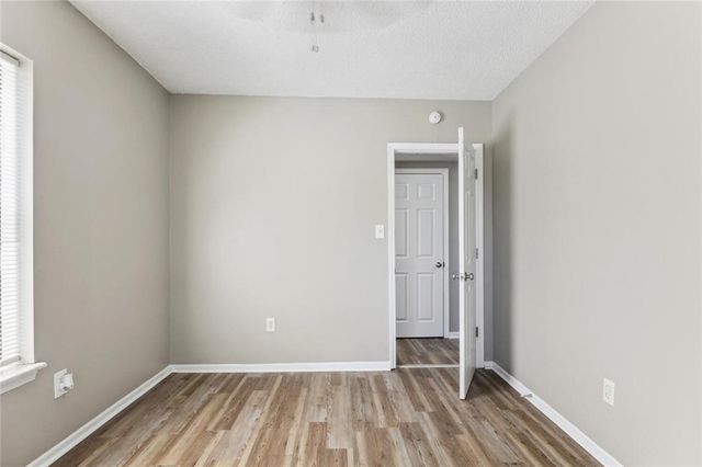 2408 E 29th Street, Kansas City, MO 64109