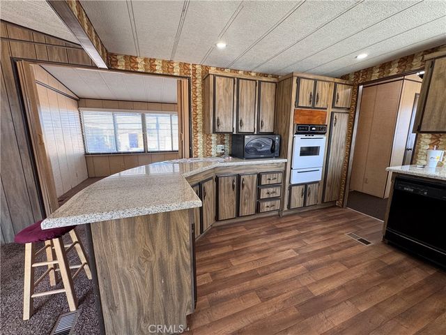 25544 Jasper Road, Barstow, CA 92311