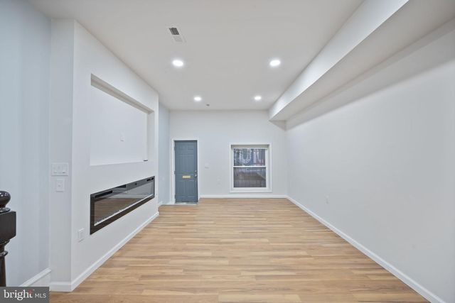 805 N COLLINGTON AVE, Baltimore, MD 21205