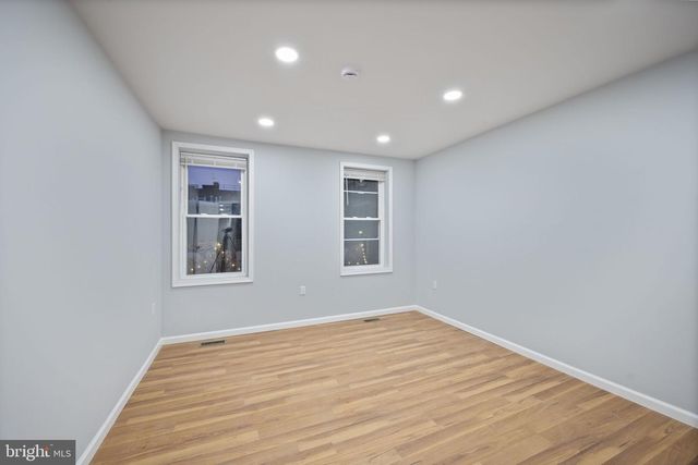 805 N COLLINGTON AVE, Baltimore, MD 21205