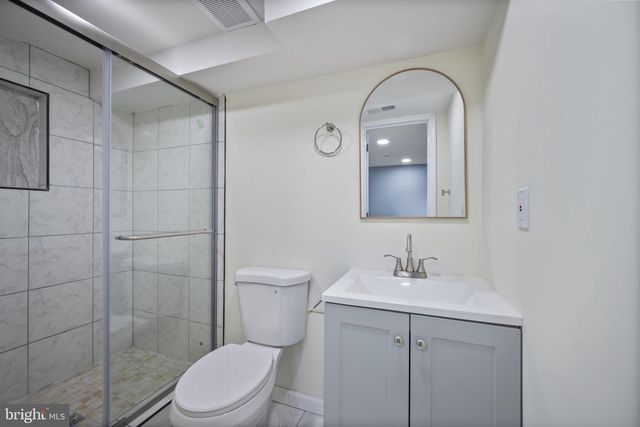 805 N COLLINGTON AVE, Baltimore, MD 21205