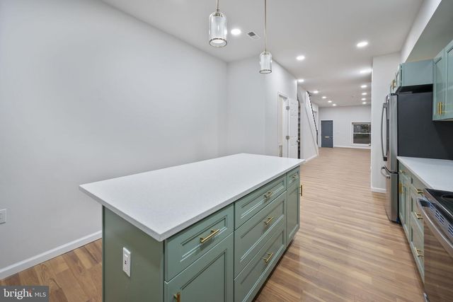 805 N COLLINGTON AVE, Baltimore, MD 21205