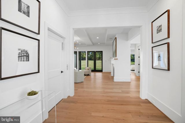 1111 INGLESIDE AVE, Mclean, VA 22101