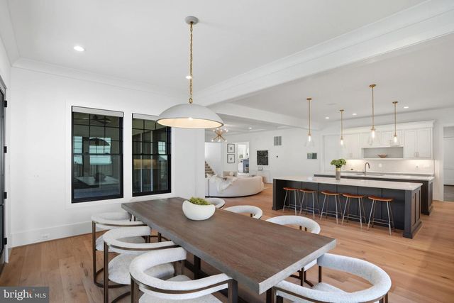 1111 INGLESIDE AVE, Mclean, VA 22101