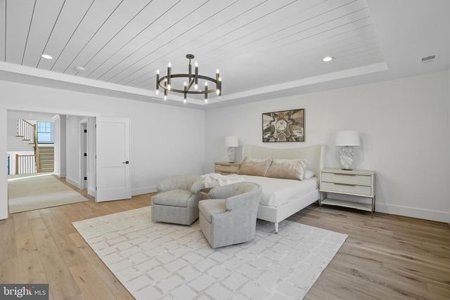 1111 INGLESIDE AVE, Mclean, VA 22101