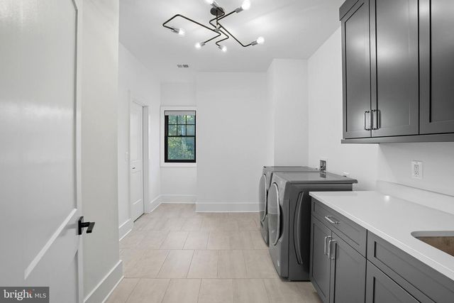 1111 INGLESIDE AVE, Mclean, VA 22101