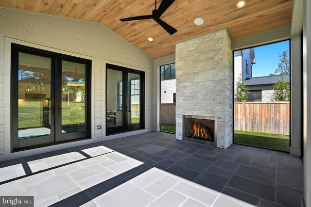 1111 INGLESIDE AVE, Mclean, VA 22101