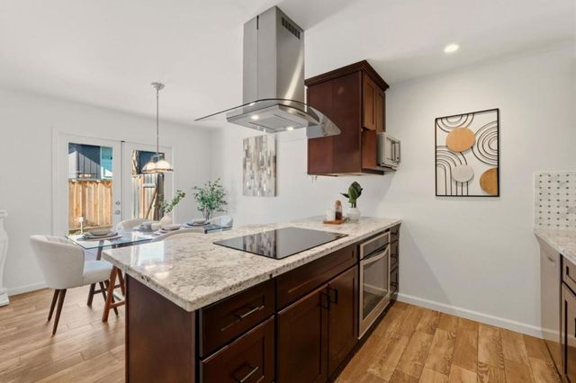 104 E Middlefield Road B, Mountain View, CA 94043