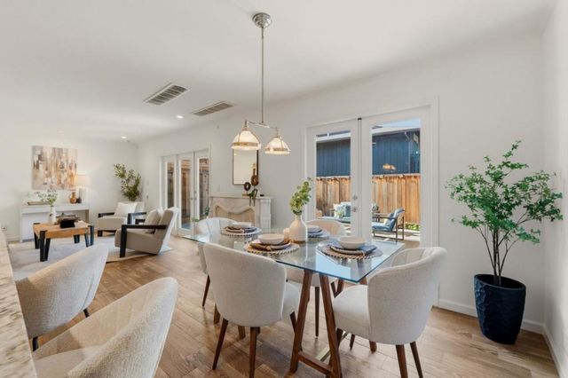 104 E Middlefield Road B, Mountain View, CA 94043