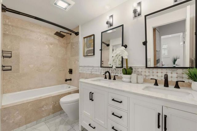 104 E Middlefield Road B, Mountain View, CA 94043