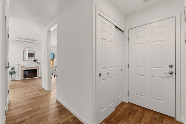 104 E Middlefield Road B, Mountain View, CA 94043