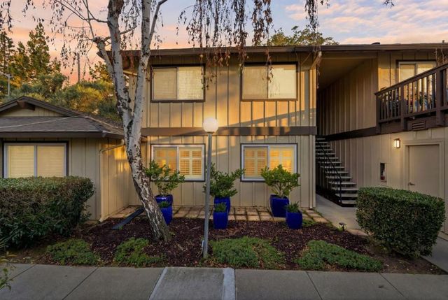 104 E Middlefield Road B, Mountain View, CA 94043